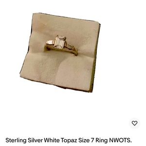 NWOTS sterling silver size 7 Genuine Topaz ring